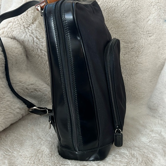 VTG Gucci Bamboo Sling Backpack - Picture 5 of 14